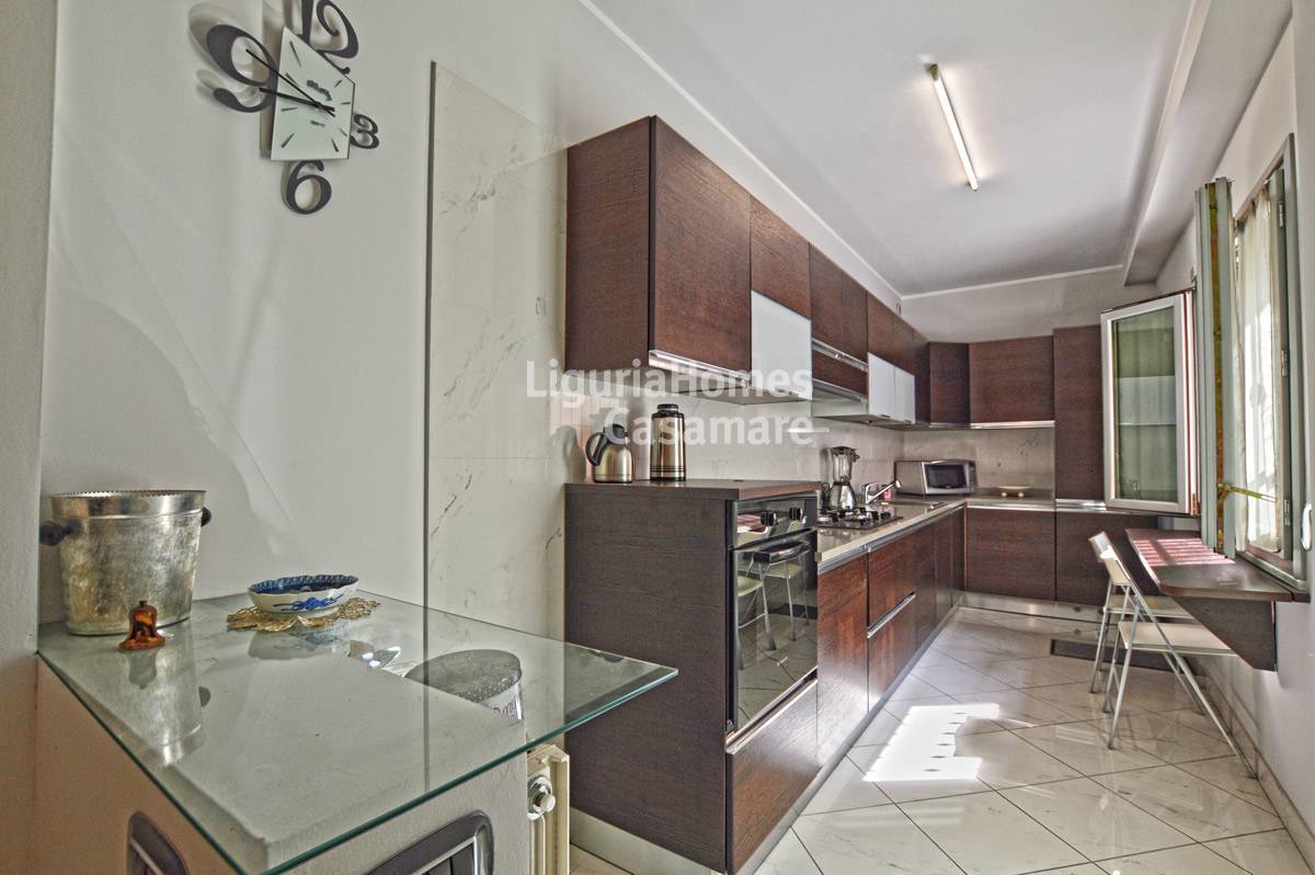 7 Bed Villa, Via Roberto, Bordighera — Photo 3 (Bordighera, Liguria)
