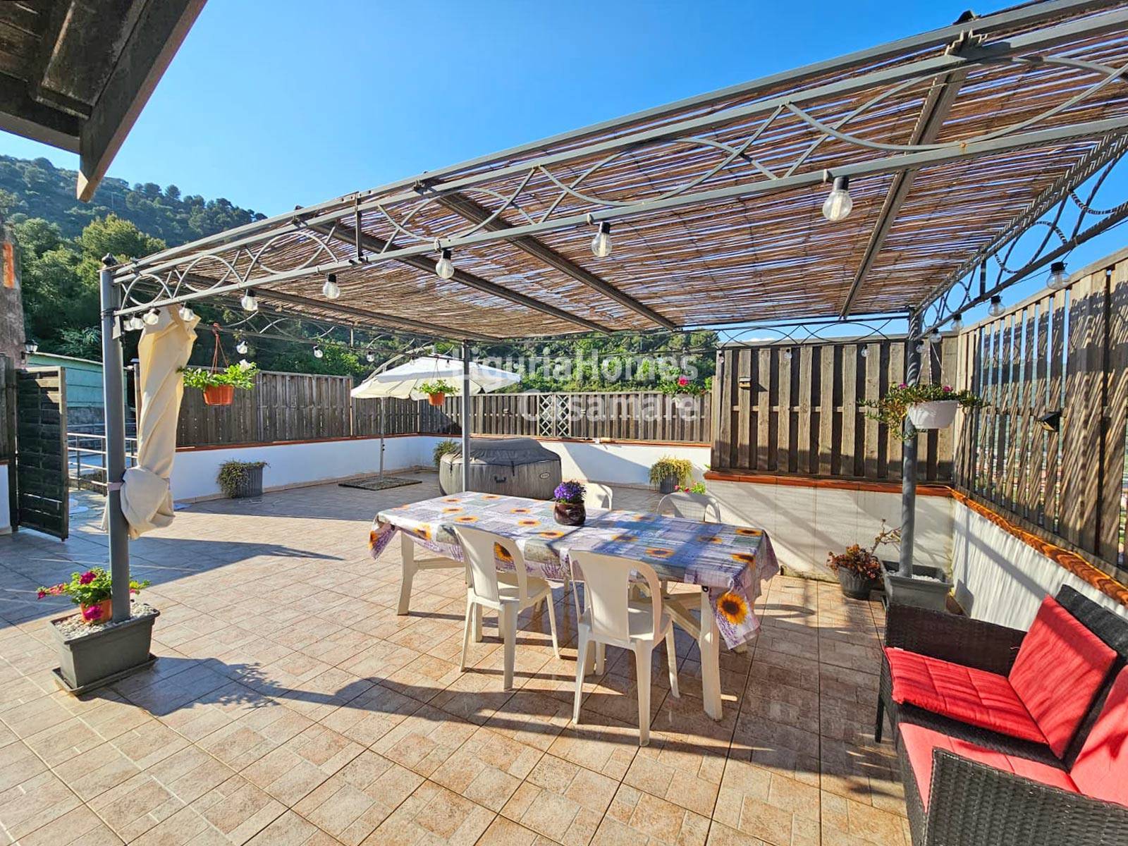 2 Bed Apartment, Via Sant Anna, Camporosso — Photo 9 (Camporosso, Liguria)