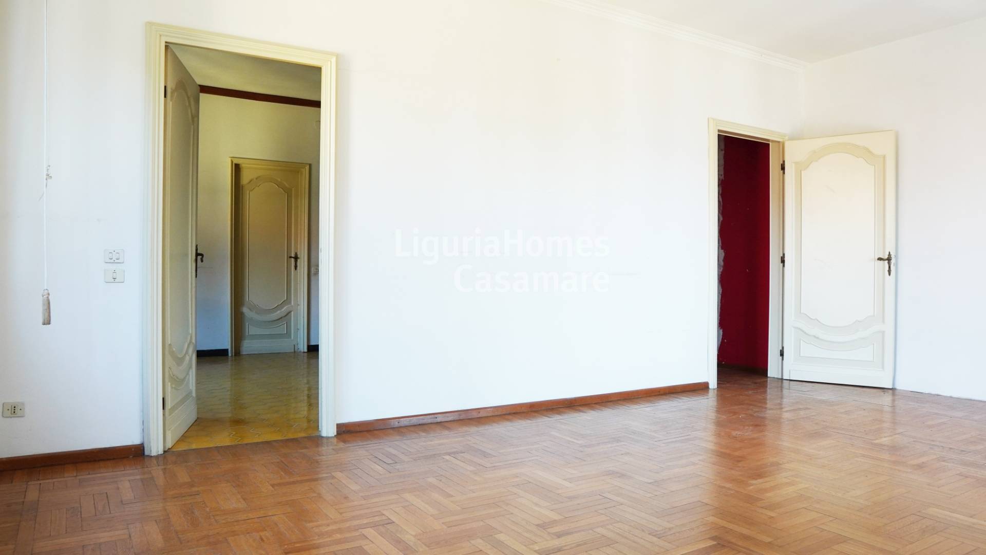3 Bed Apartment, Via Dei Pescatori, Imperia — Photo 3 (Imperia, Liguria)