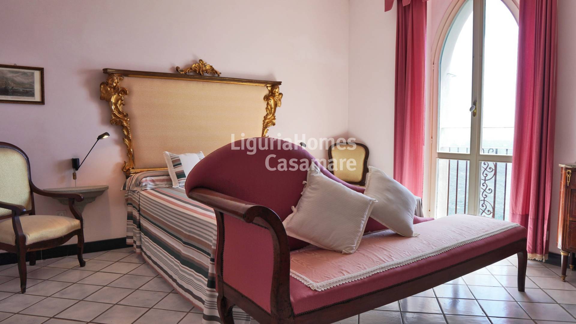 4 Bed Apartment, Via Aurelia, Imperia — Photo 5 (Imperia, Liguria)