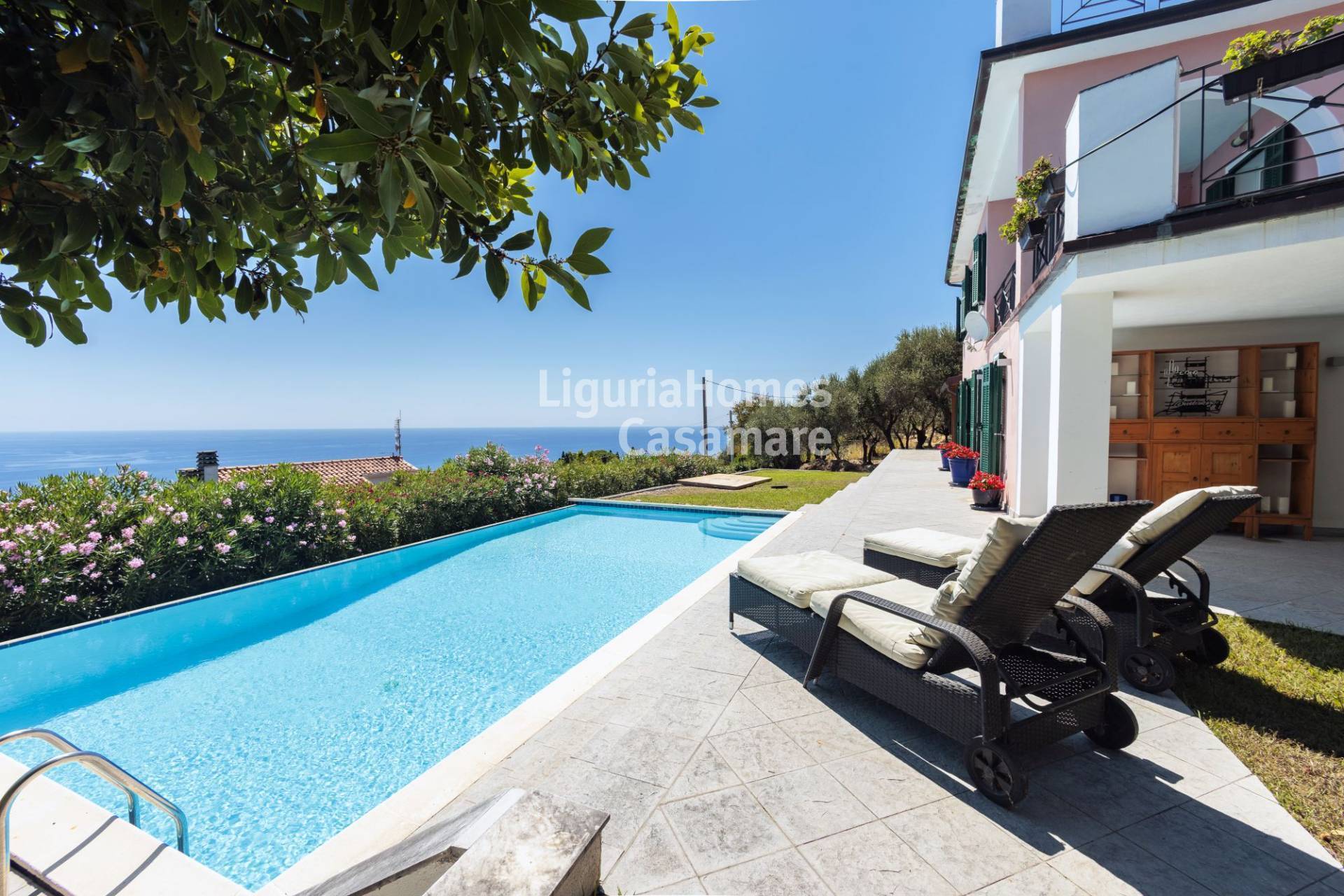 3 Bed Villa, Strada del Colle, Imperia — Photo 3 (Imperia, Liguria)