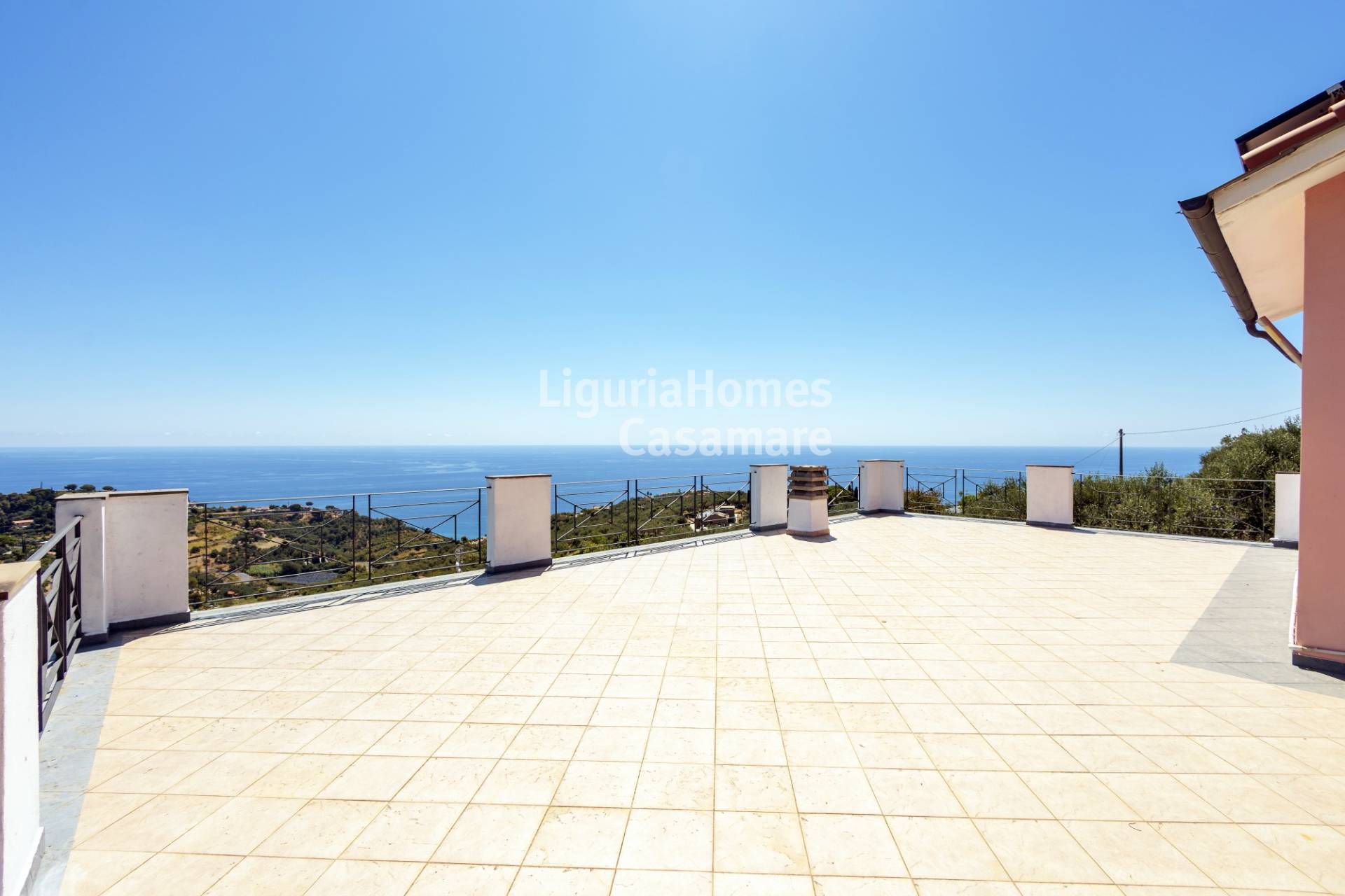 3 Bed Villa, Strada del Colle, Imperia — Photo 9 (Imperia, Liguria)