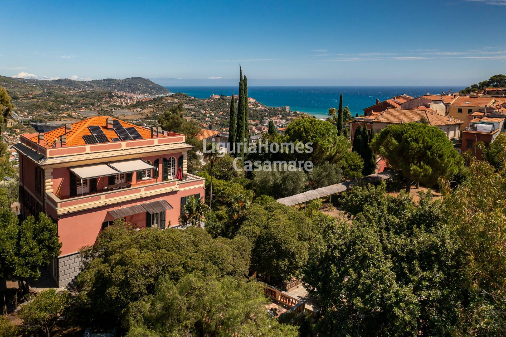 7 Bed Villa, Piazza Rita Saglietto, Imperia — Photo 6 (Imperia, Liguria)