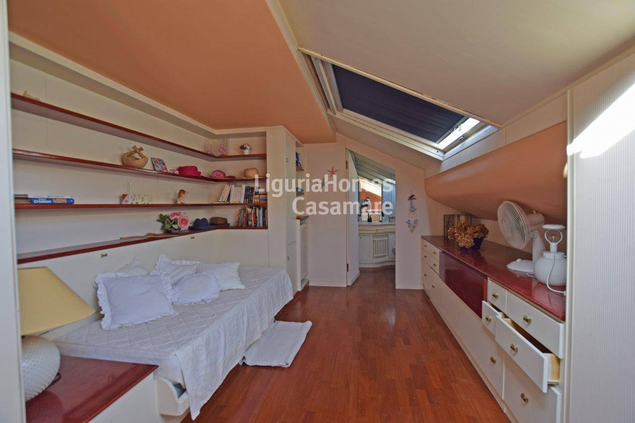 2 Bed Apartment, Via Cavalieri di Rodi, Ospedaletti — Photo 8 (Ospedaletti, Liguria)