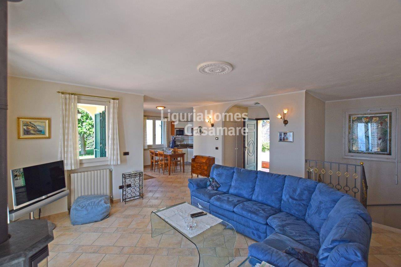 7 Bed Villa, Strada Termini, Ospedaletti — Photo 4 (Ospedaletti, Liguria)