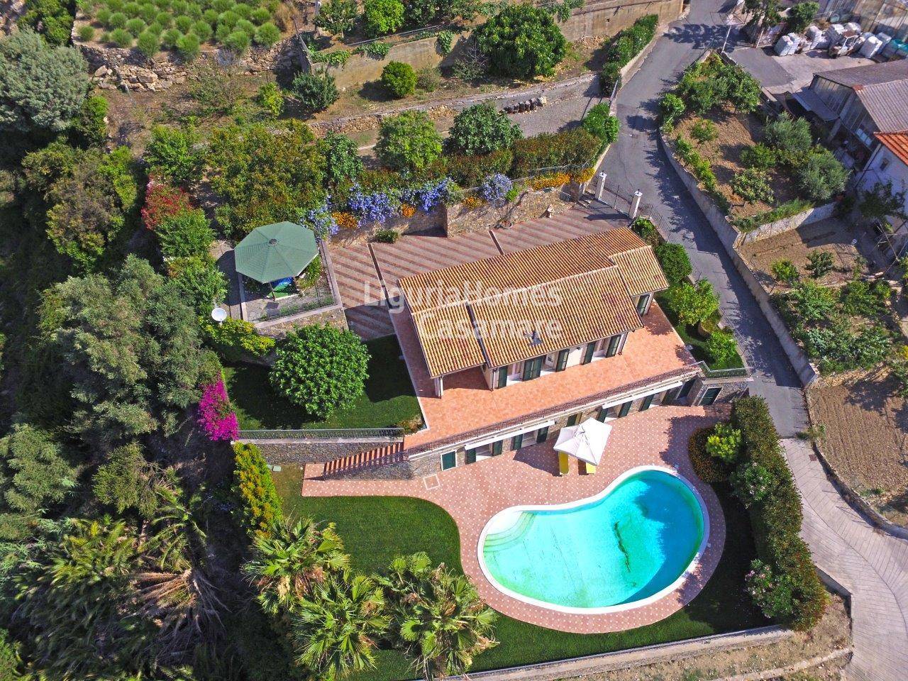 7 Bed Villa, Strada Termini, Ospedaletti — Photo 9 (Ospedaletti, Liguria)