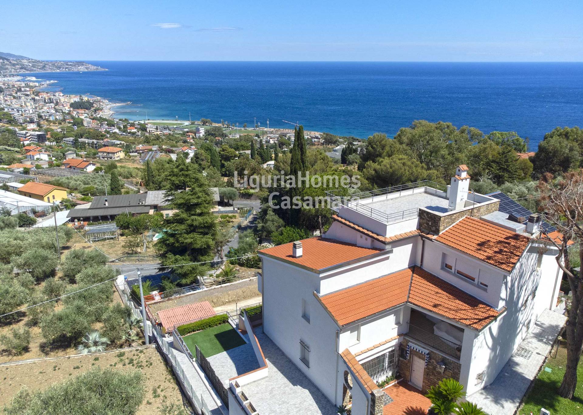 2 Bed Apartment, Via Padre Semeria, Sanremo — Photo 4 (Sanremo, Liguria)
