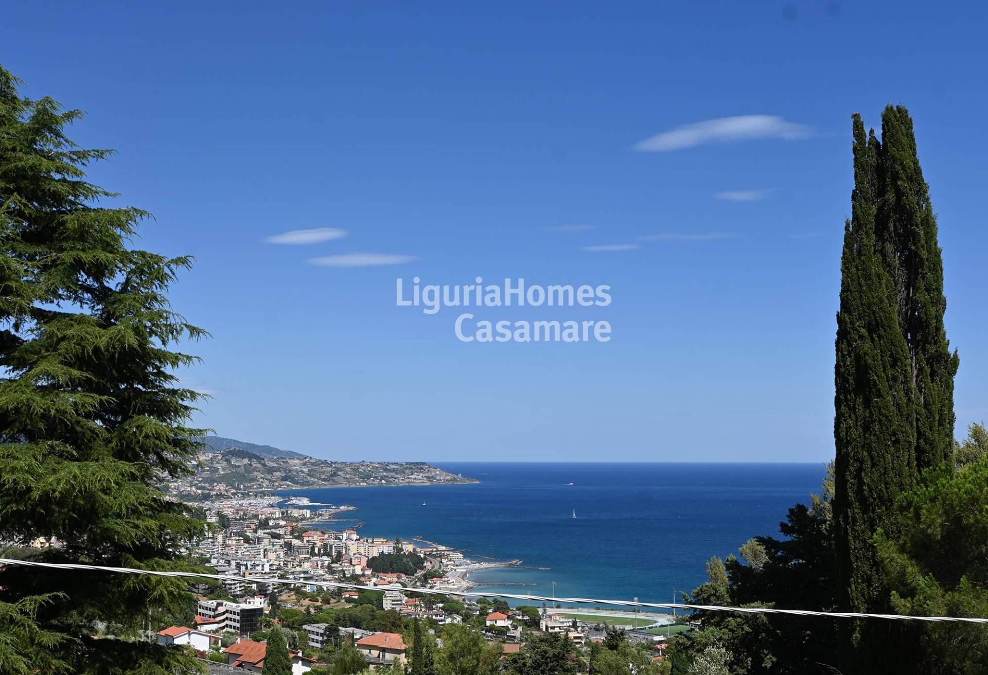 2 Bed Apartment, Via Padre Semeria, Sanremo — Photo 9 (Sanremo, Liguria)