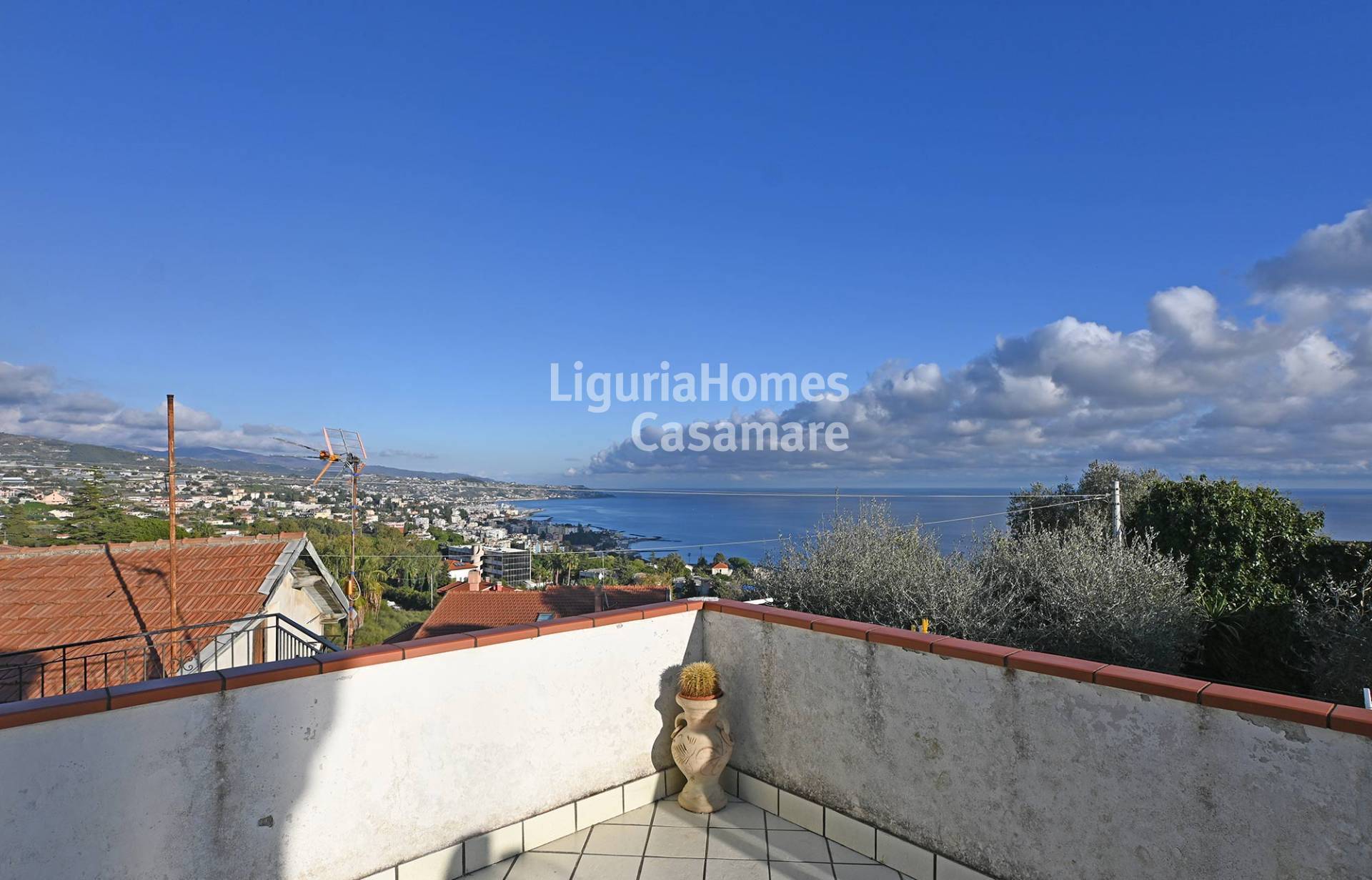 5 Bed Villa, Via Padre Semeria, Sanremo — Photo 9 (Sanremo, Liguria)