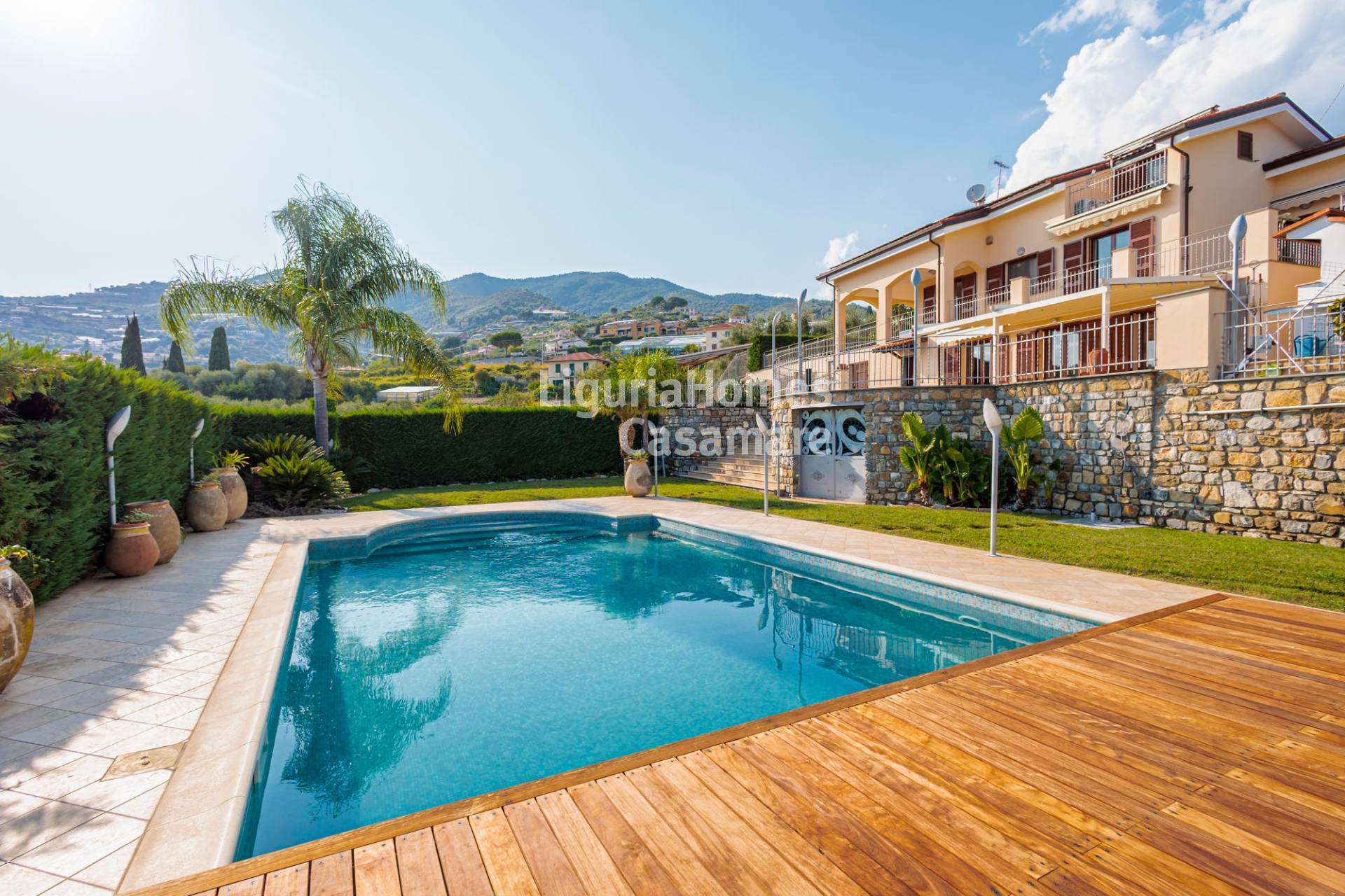 4 Bed Hillside Villa with Pool & Private Spa, Strada San Lorenzo, Sanremo