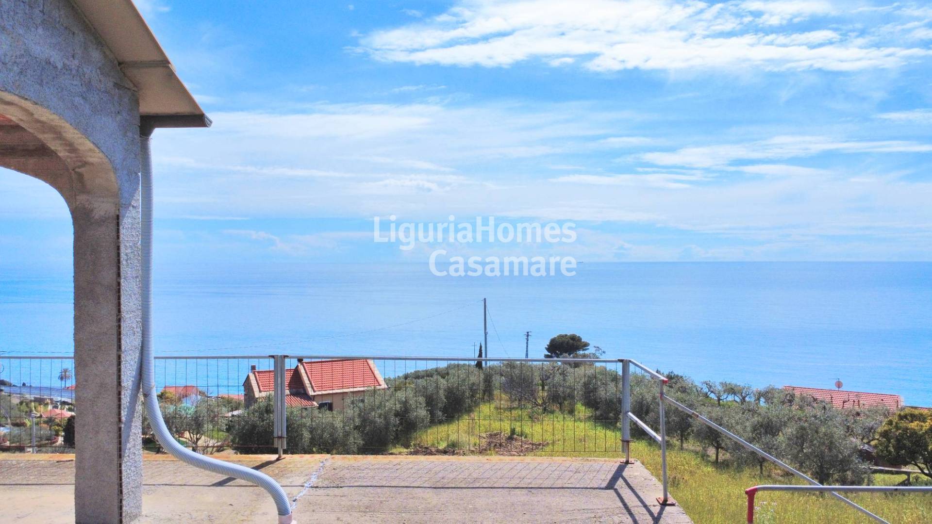 3 Bed Villa, Strada Nuova, Cipressa — Photo 2 (Cipressa, Liguria)