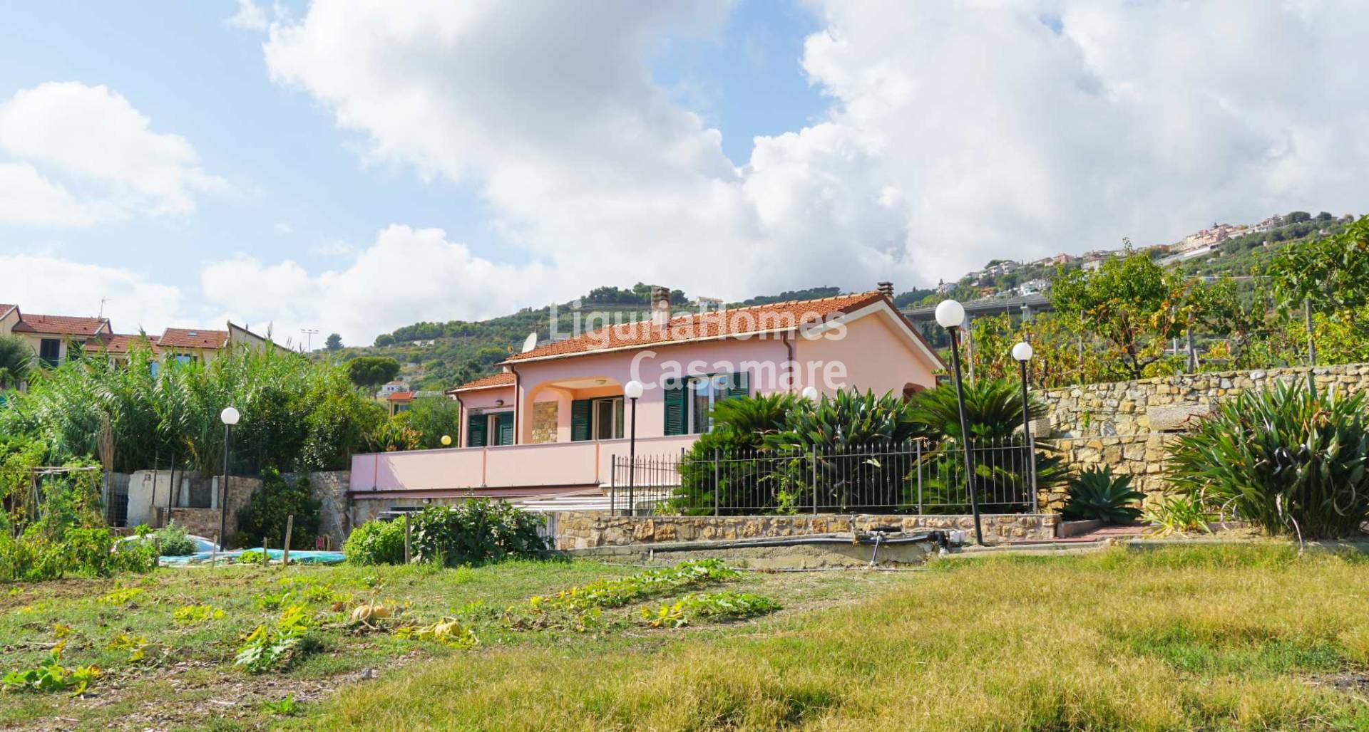 3 Bed Villa, Regione Piani, Cipressa — Photo 1 (Cipressa, Liguria)