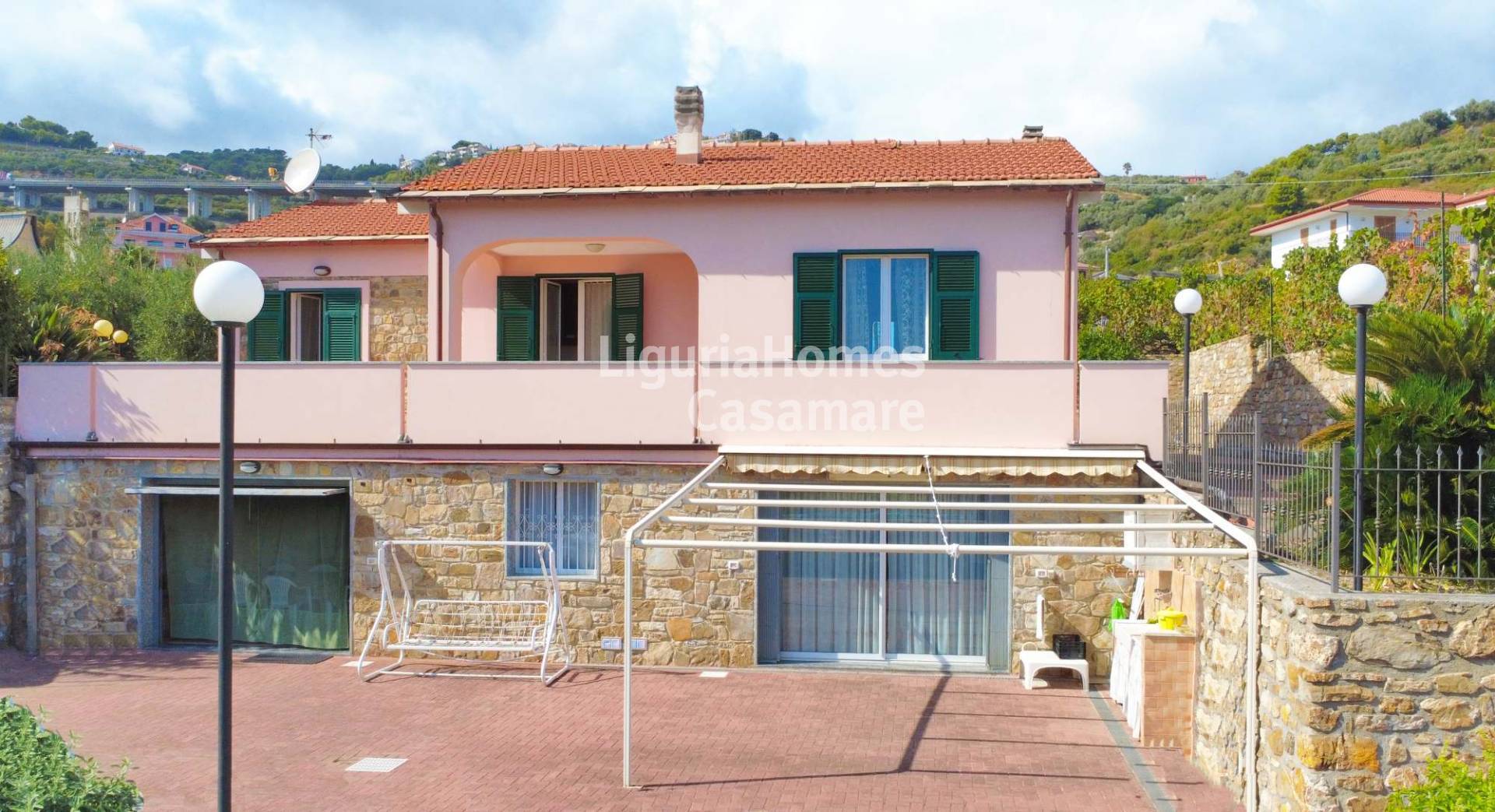 3 Bed Villa, Regione Piani, Cipressa — Photo 2 (Cipressa, Liguria)
