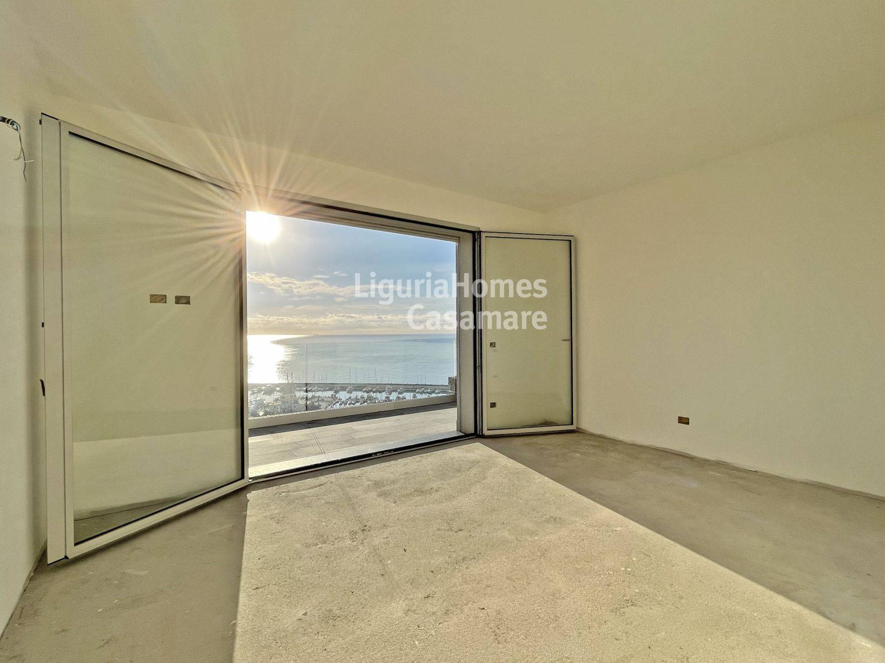 4 Bed Villa, Via Cavi, Santo Stefano al Mare — Photo 5 (Santo Stefano al Mare, Liguria)