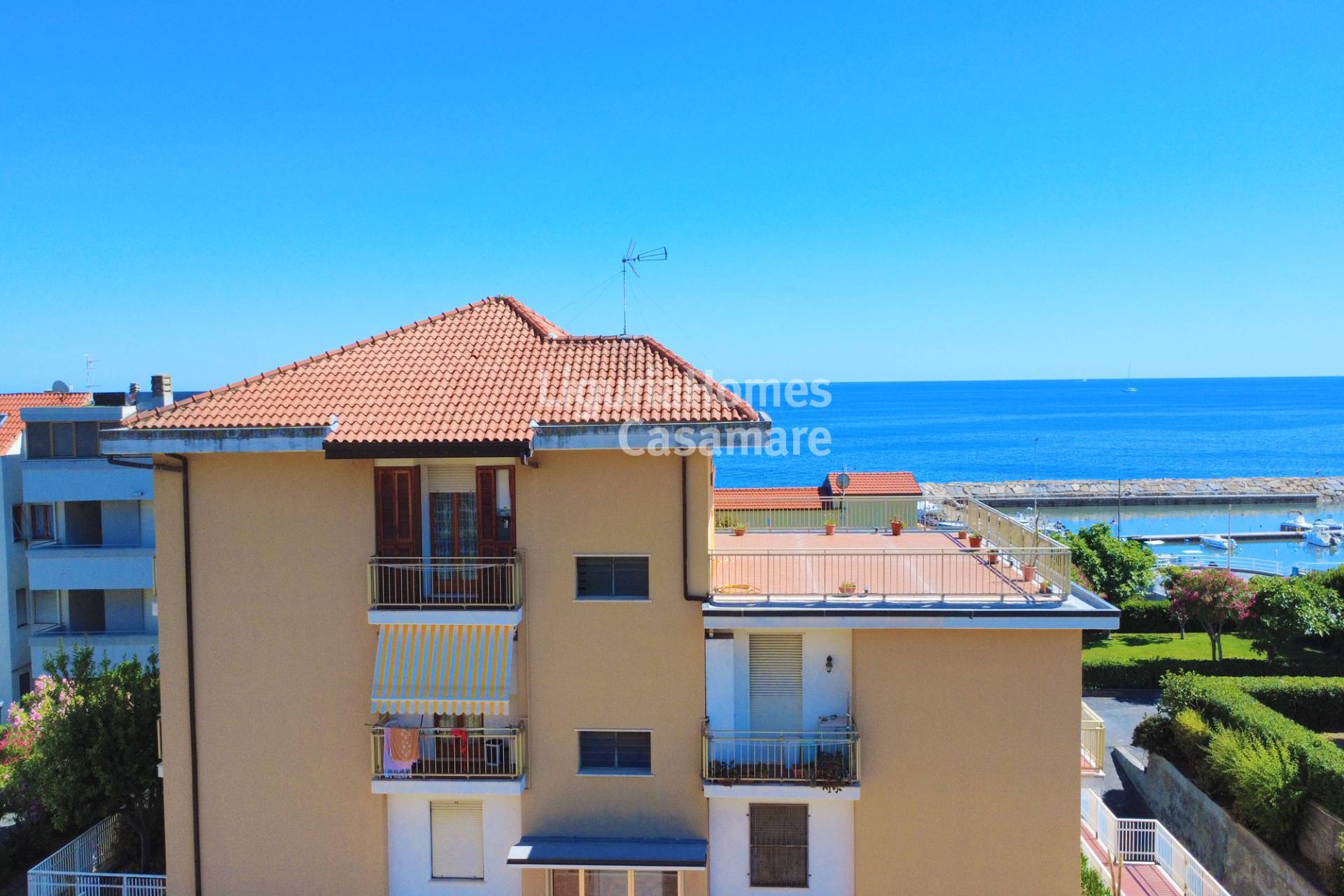 2 Bed Apartment, Via Marco Polo, Santo Stefano al Mare — Photo 9 (Santo Stefano al Mare, Liguria)