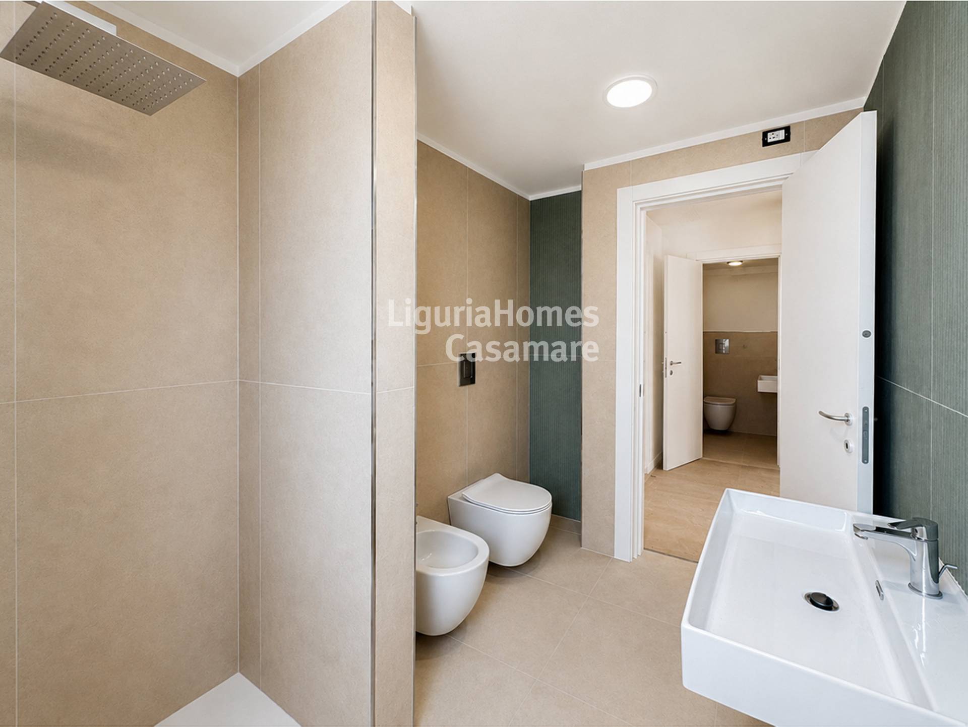 2 Bed Penthouse Apartment, Via Privata Bellavista, Vallecrosia — Photo 16 (Vallecrosia, Liguria)