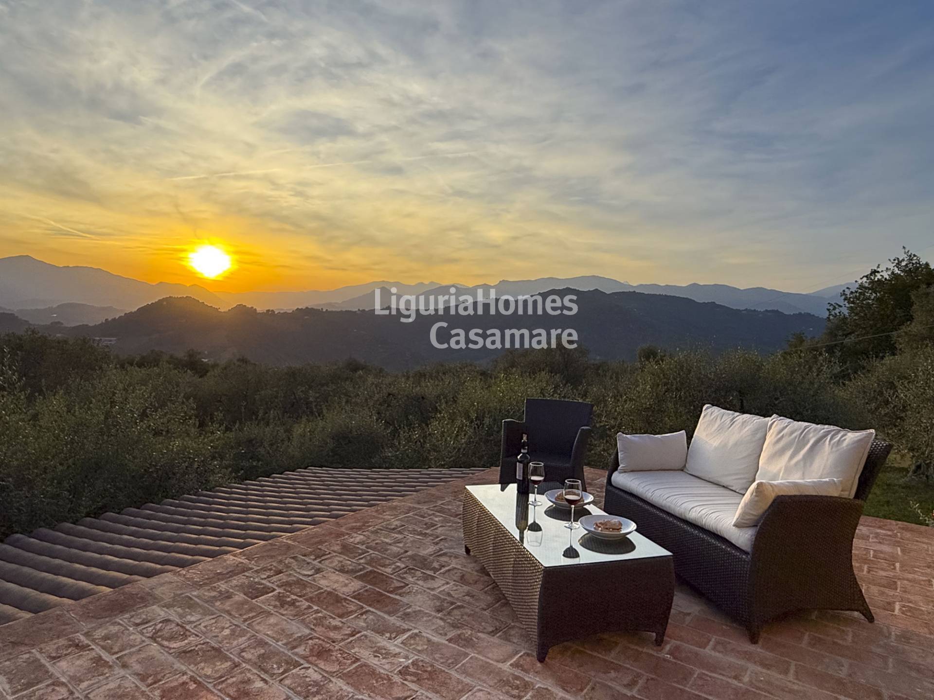 3 Bed Villa, Frazione San Martino, Soldano — Photo 3 (Soldano, Liguria)